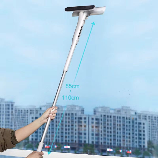 Ștergător de geamuri cu pulverizator